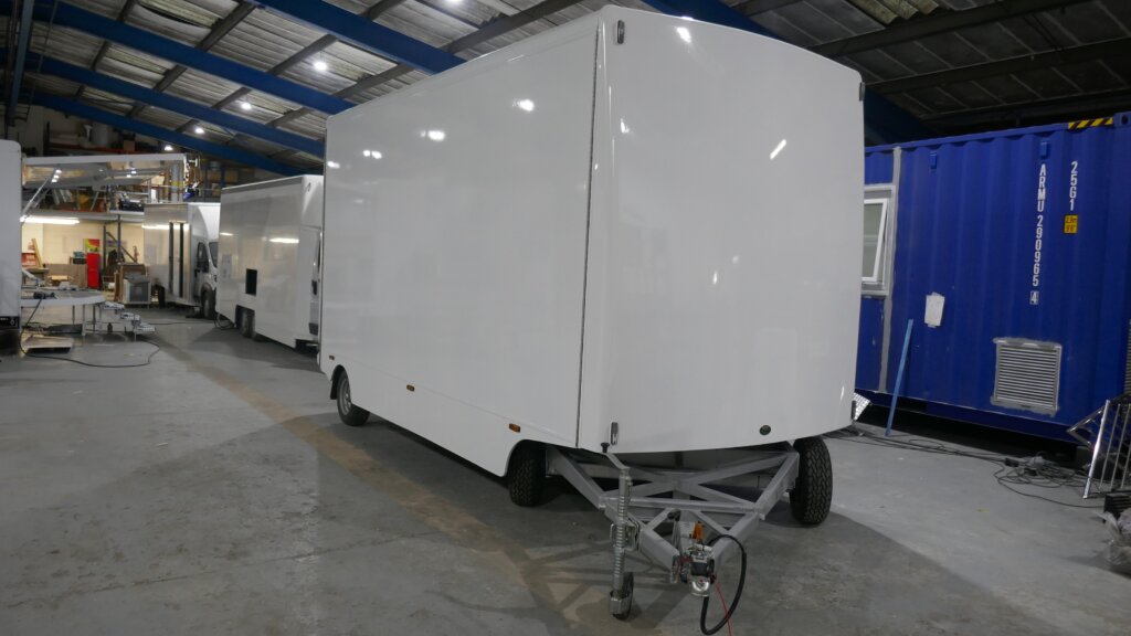 3,500 Kg Multi Purpose Neat Midiflex 5.5 metre Expandable Drawbar Trailer