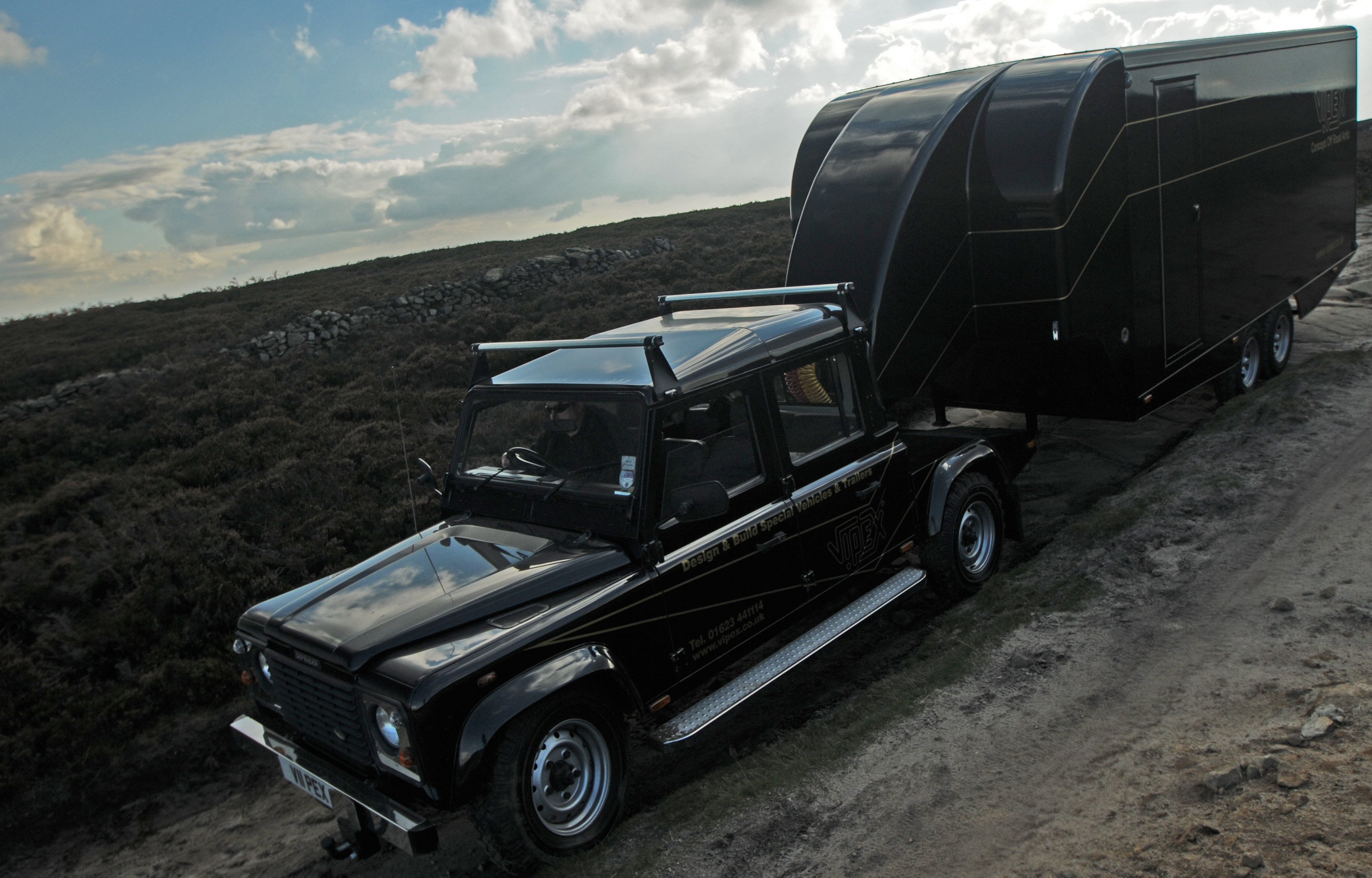 Venturer Off Road Clinic Going Downhill