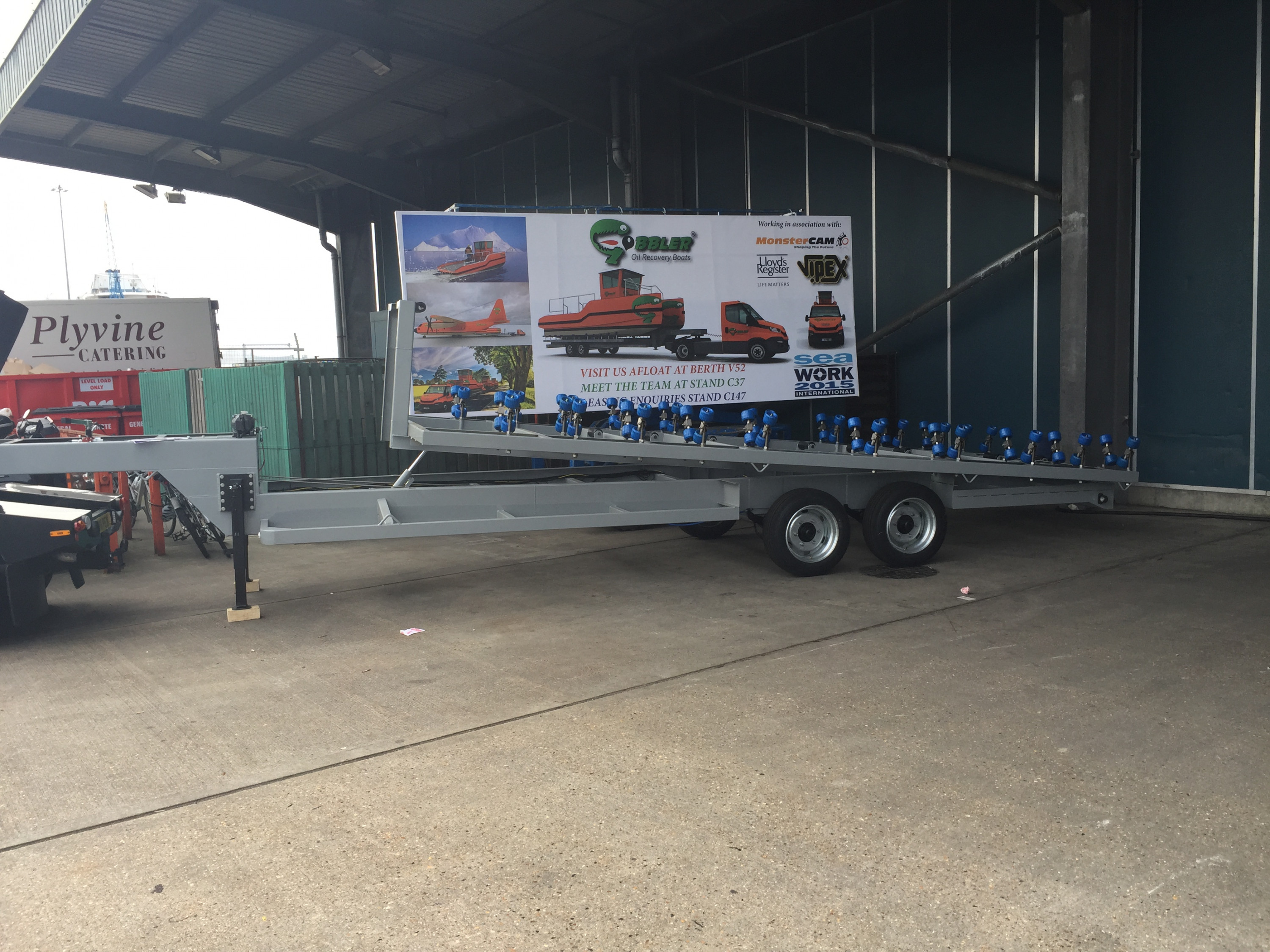 Gobbler Boats lightweight artic trailer