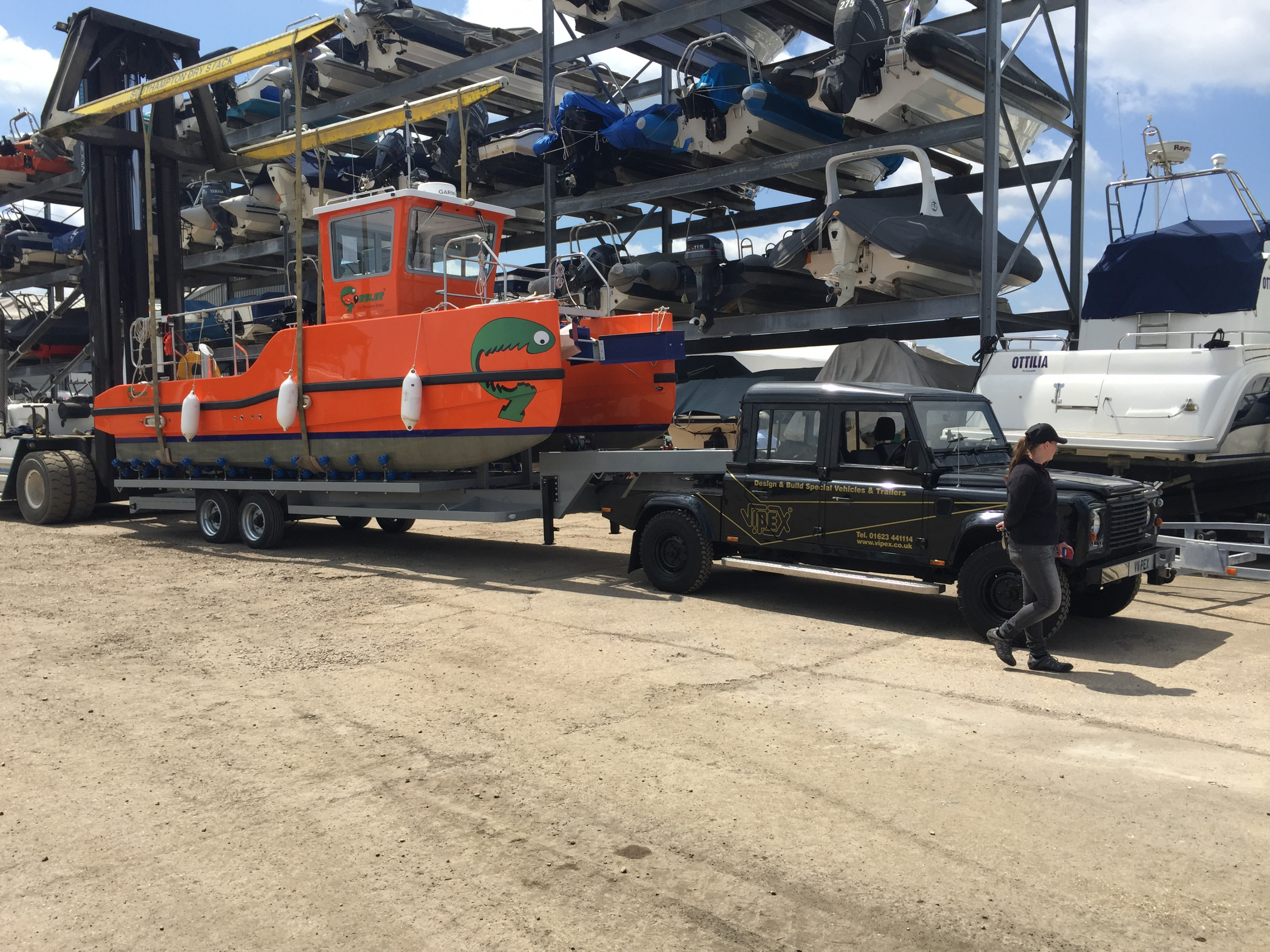 Gobbler Boats lightweight artic trailer